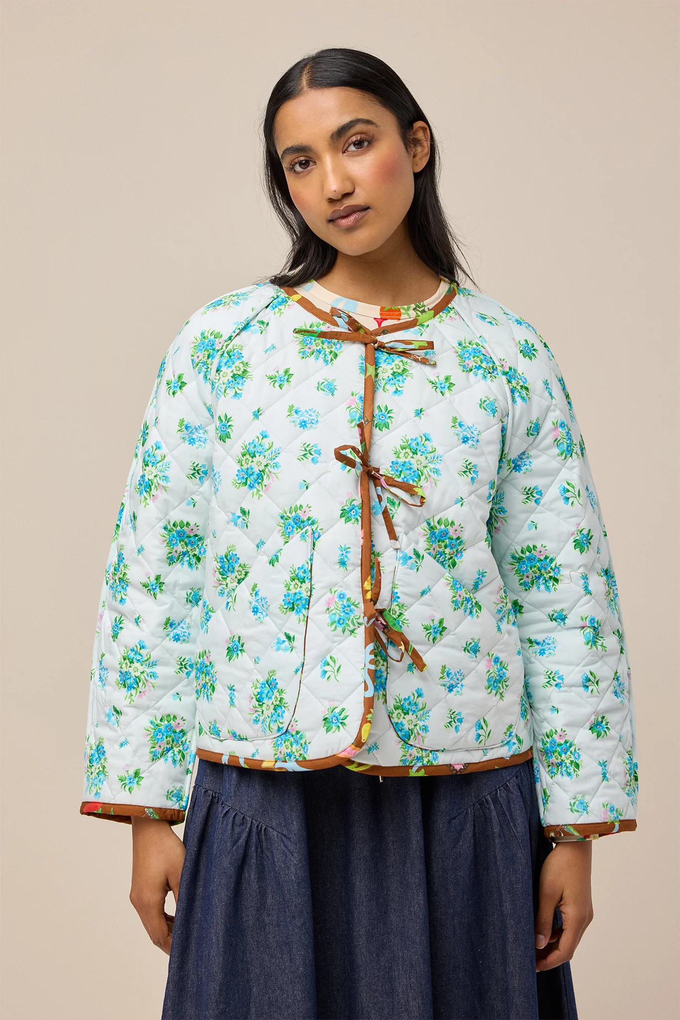 REVERSIBLE QUILTED JACKET - STORY BOOK/CHINTZ - Hercitys