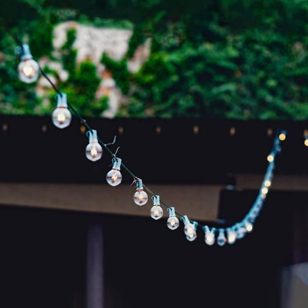 20-Count Clear G40 Globe Patio Garden Christmas Light Set, 19 ft. Green Wire - Hercitys