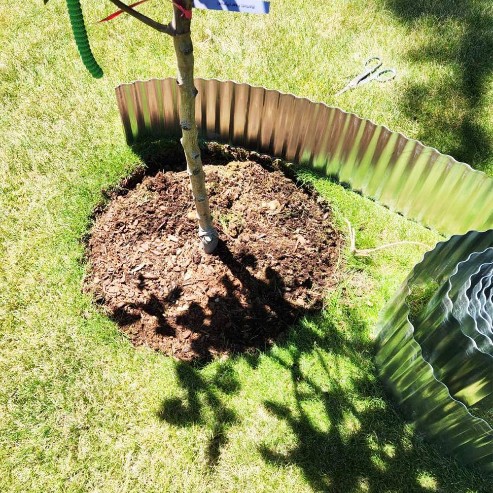 4 in. x 120 in. Sturdy Corrugated Silver Metal Garden Landscape Border Edging Perfect for Patio DIY - Hercitys