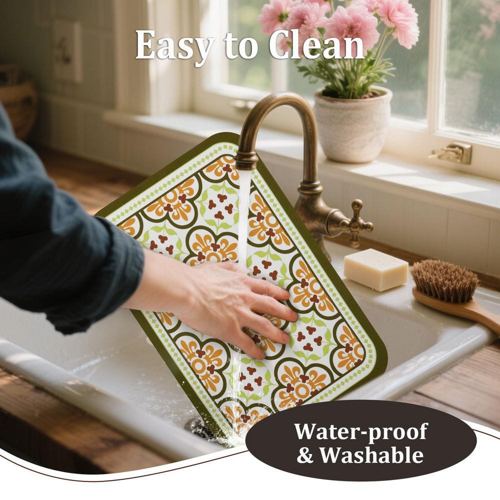 11.8 in. x 17.7 in. Green 4-Leaf Clover Leather Heat Resistant Placemats (Set of 6) - Hercitys