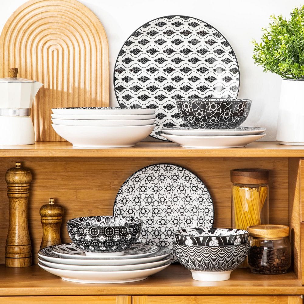 16-Piece Black and White Porcelain Dinnerware Set Service for 4-Plates and Bowls Tableware Set - Hercitys
