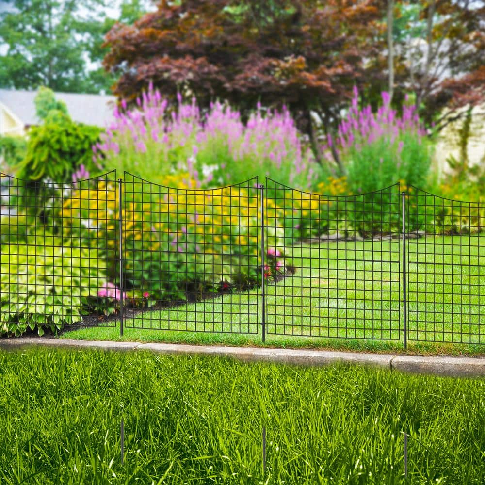 39 in. Metal Garden Fence Outdoor Animal Barrier Decorative with 5-Panels and 5 Stakes - Hercitys