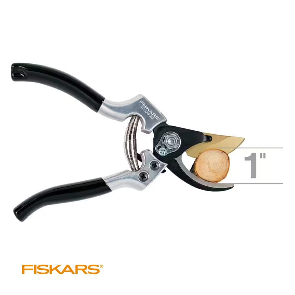 1 in. Titanium Coated Steel Blade Bypass Hand Pruner - Hercitys