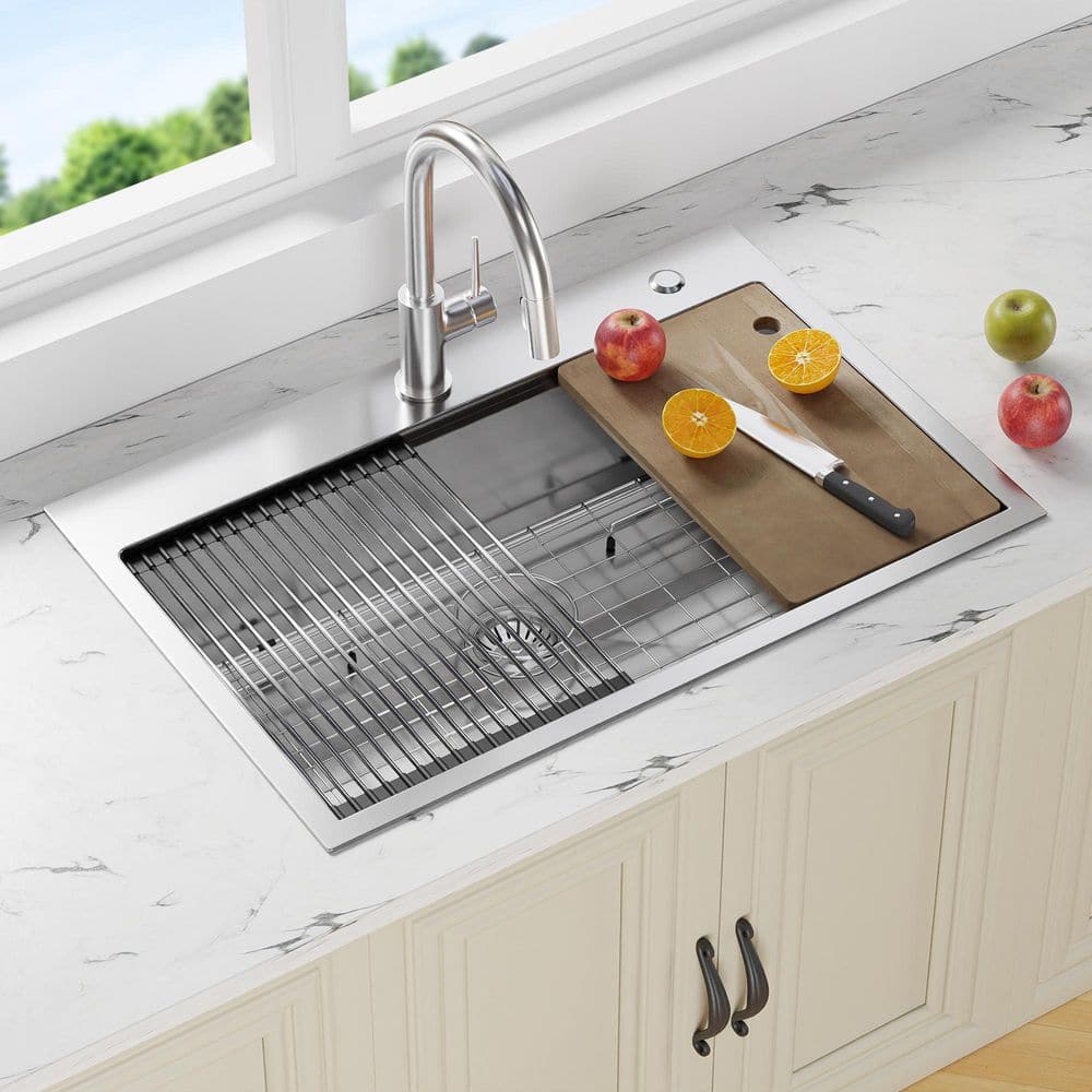 33 in. Drop-In/Undermount Single Bowl 16 Gauge Silver Stainless Steel Kitchen Sink with Cutting Board - Hercitys