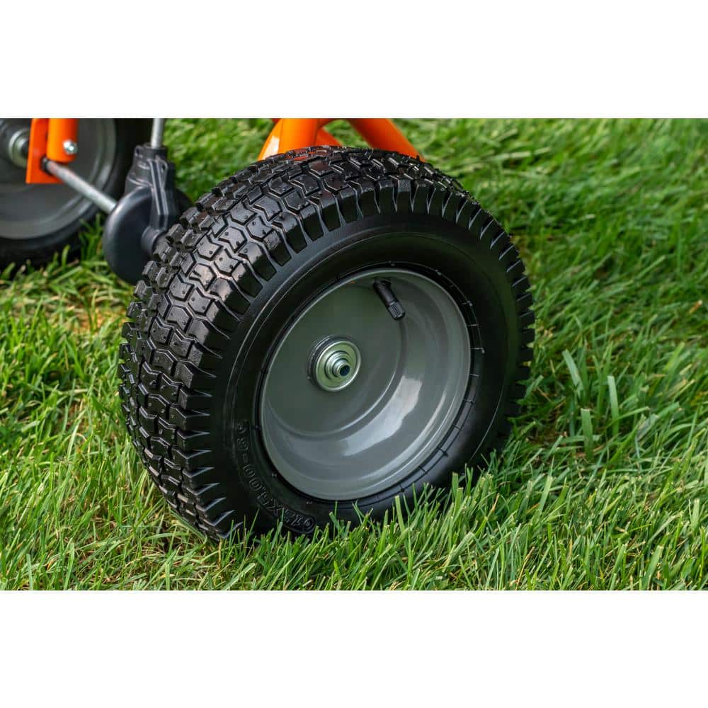 17,500 sq. ft. Coverage Push Broadcast Spreader - Hercitys