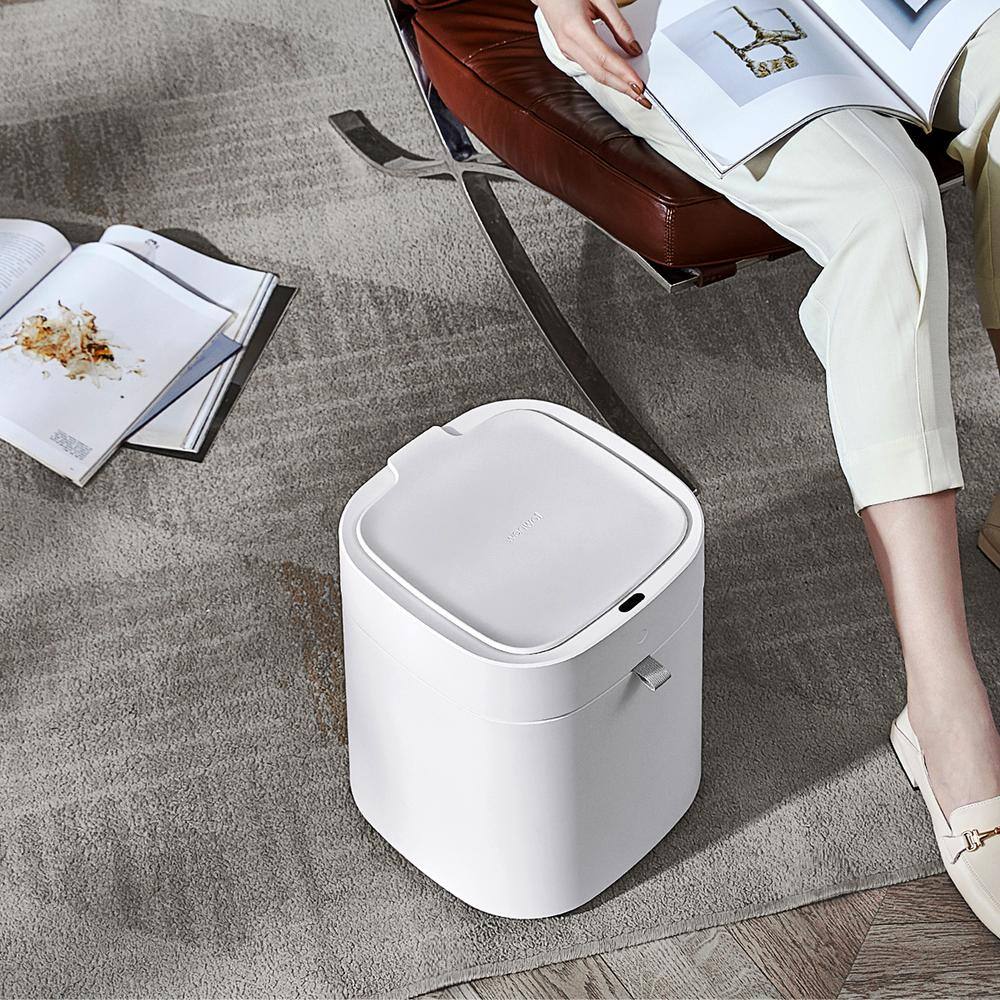 3.5 Gal. White Smart Plastic Household Trash Can - Hercitys