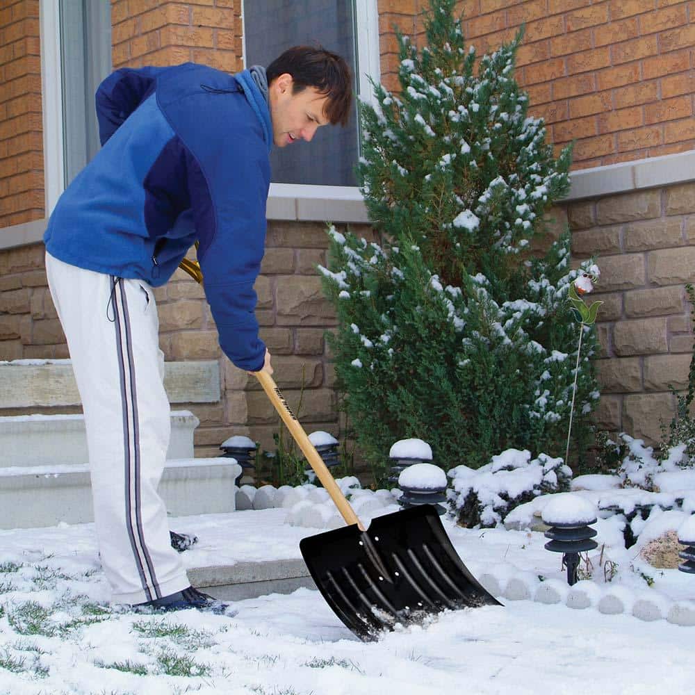 18 in. Steel Snow Shovel - Hercitys