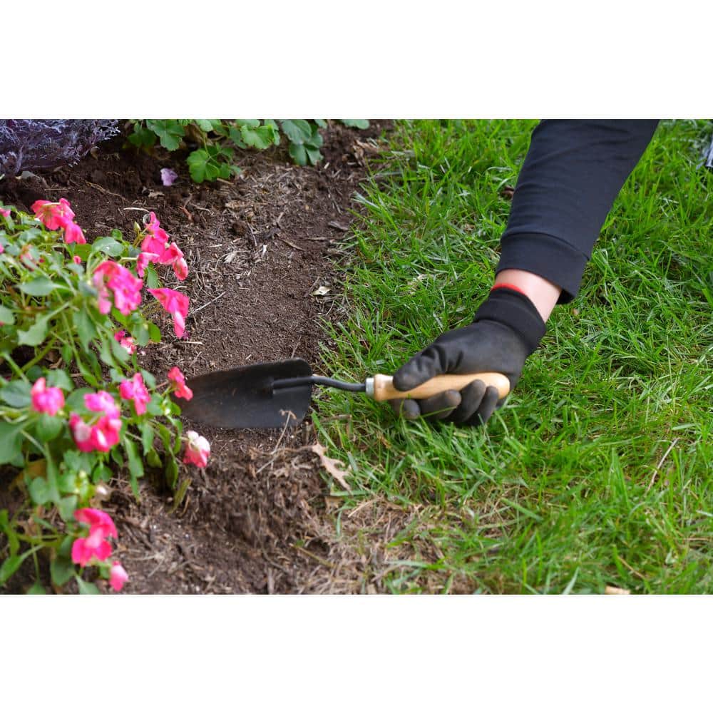 2 in. x 100 ft. Black Polyethylene Scalloped Woodgrain No-Dig Edging Kit - Hercitys