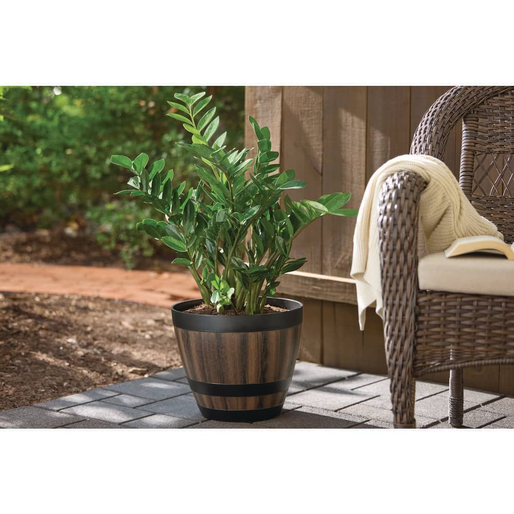 12.8 in. Reedley Medium Kentucky Walnut Brown Resin Barrel Planter (12.8 in. D x 10.5 in. H) - Hercitys