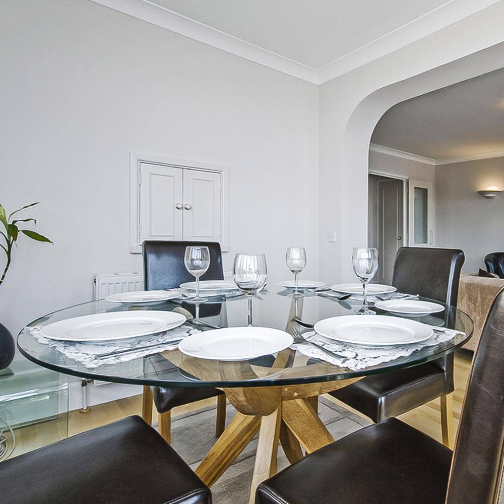 25 in. Clear Round Glass Table Top, 1/4 in. Thickness Tempered Flat Edge Polished - Hercitys