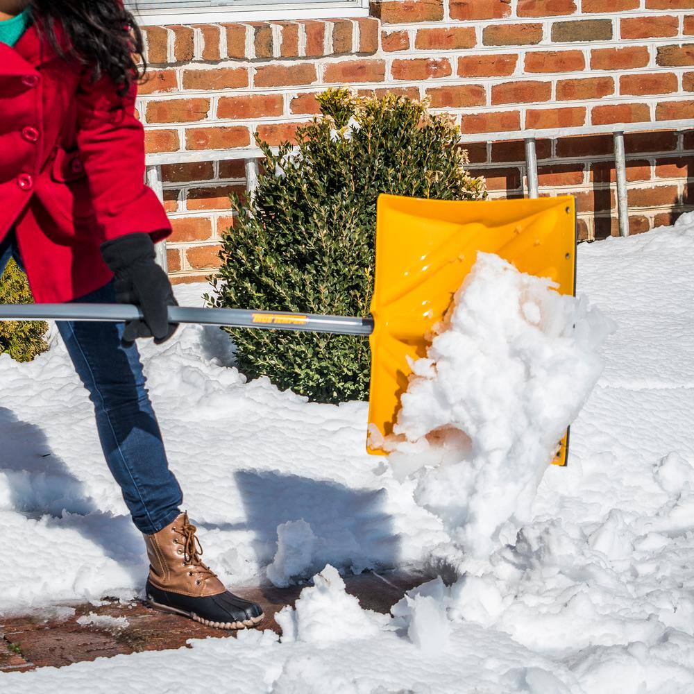 37.4 in. Metal Handle Plastic Blade Ergonomic Mountain Mover Snow Shovel (Pack of 2) - Hercitys