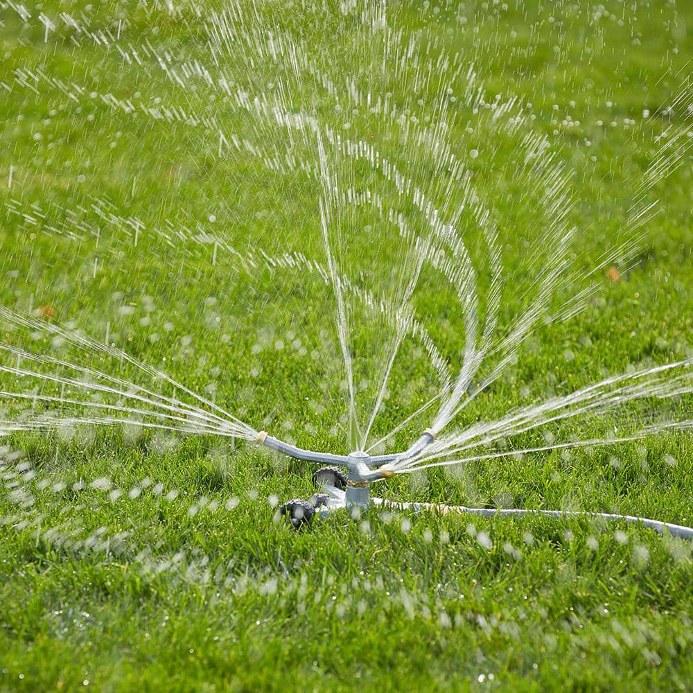 1,225 sq. ft. 3 Arm Whirling Sprinkler - Hercitys