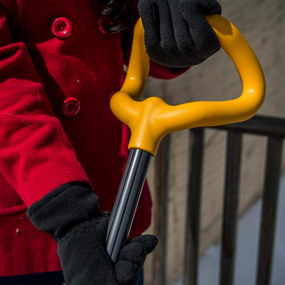 24 in. Industrial Grade Snow Pusher with Versa Grip - Hercitys