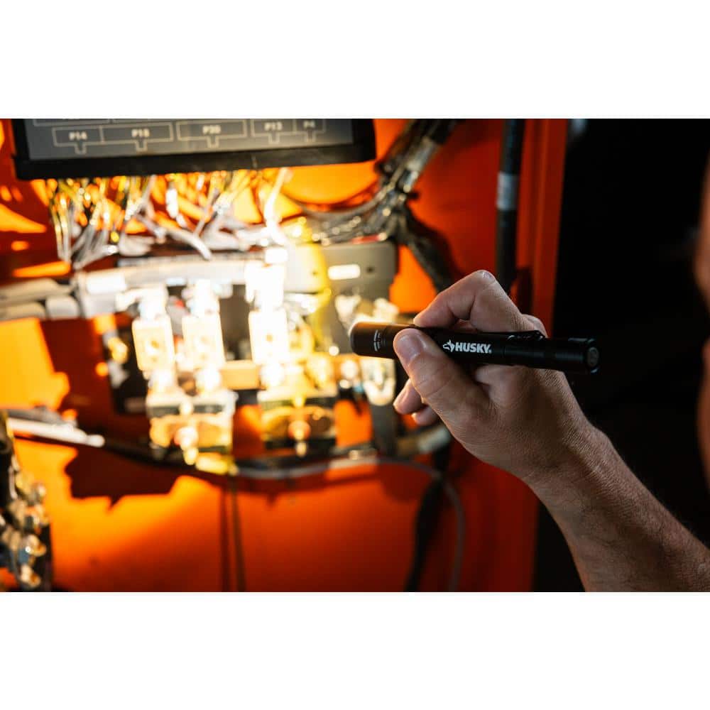 400-Lumens Dual Power LED with UV Focusing Penlight Flashlight - Hercitys