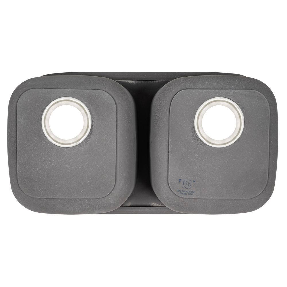 32 in. Undermount 50/50 Double Bowl Handcrafted 18 Gauge Satin Stainless Steel Kitchen Sink with Strainer - Hercitys