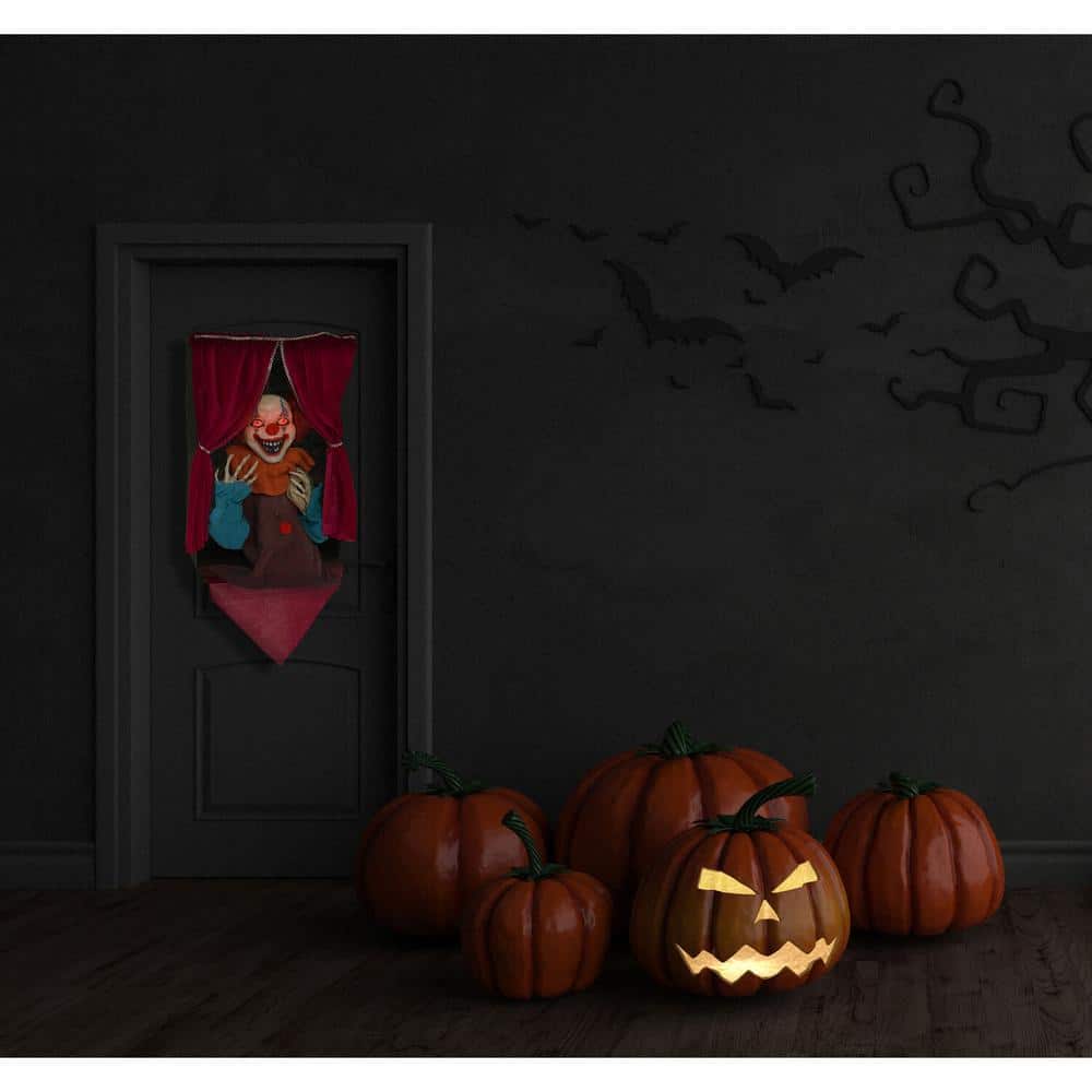 27 in. Touch Activated Animatronic Clown - Hercitys