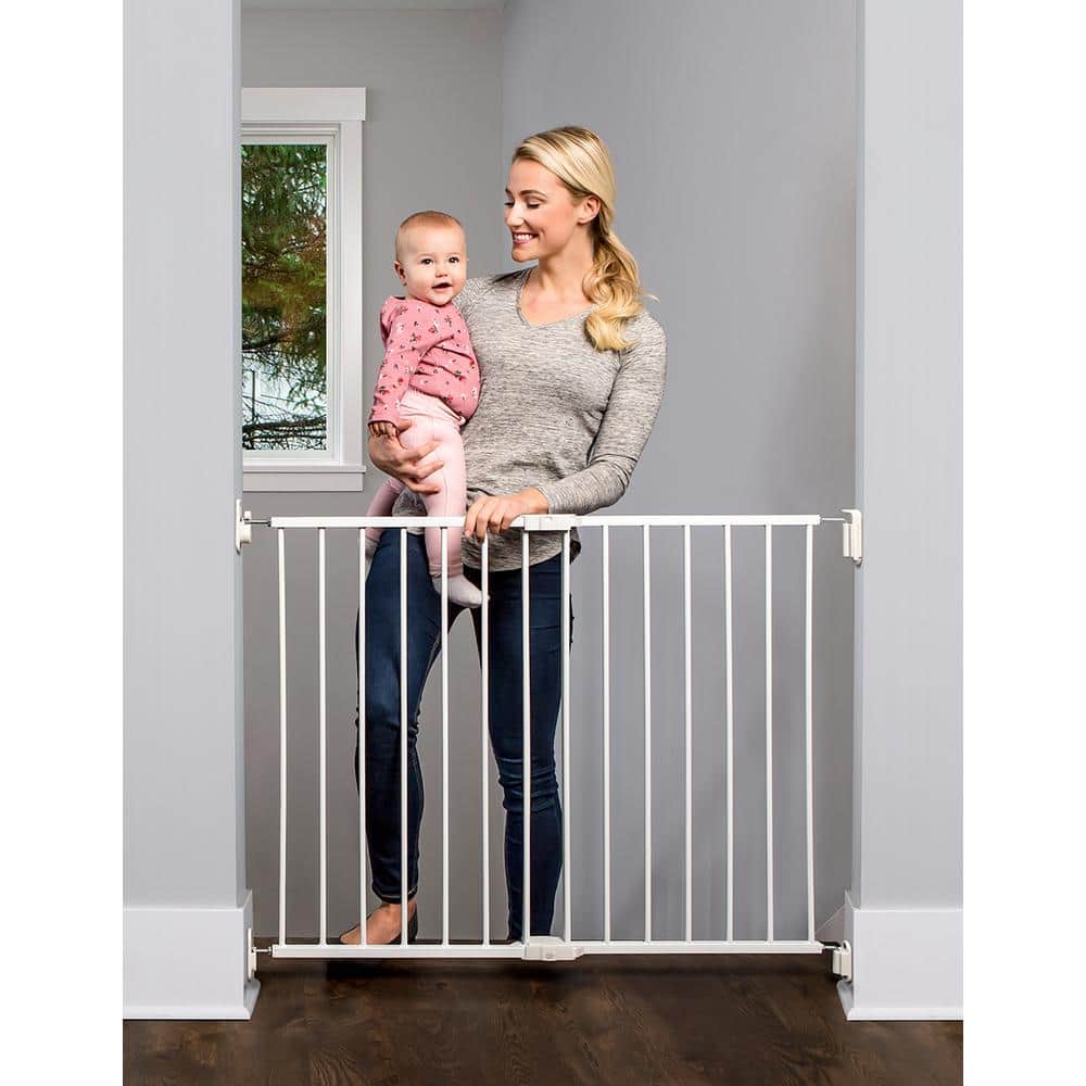 29 ” Top Of Stairs Metal Safety Gate - Hercitys