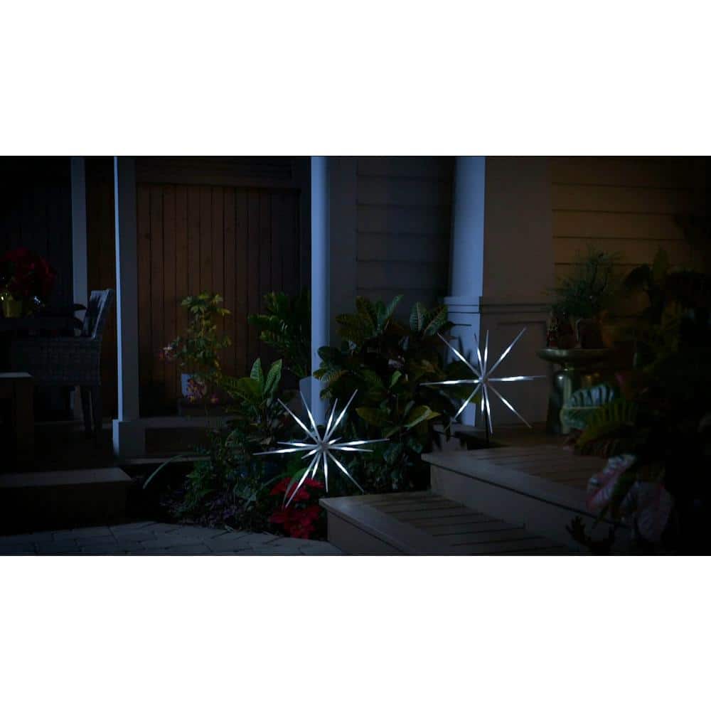 22 in. White Sparkler LED Garden Light with Hanging Hooks Plus Ground Stakes Plus Remote Control - Hercitys