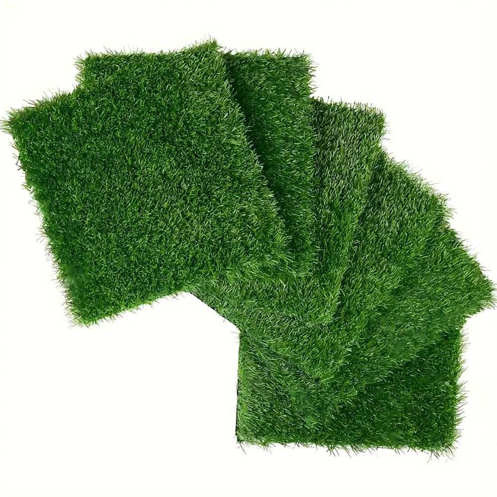 12 in x 12 in Plastic Floor Paver Interlocking Artificial Grass Tiles Self-Draining Fake Turf 0.8in. H in Green (36-Pcs) - Hercitys