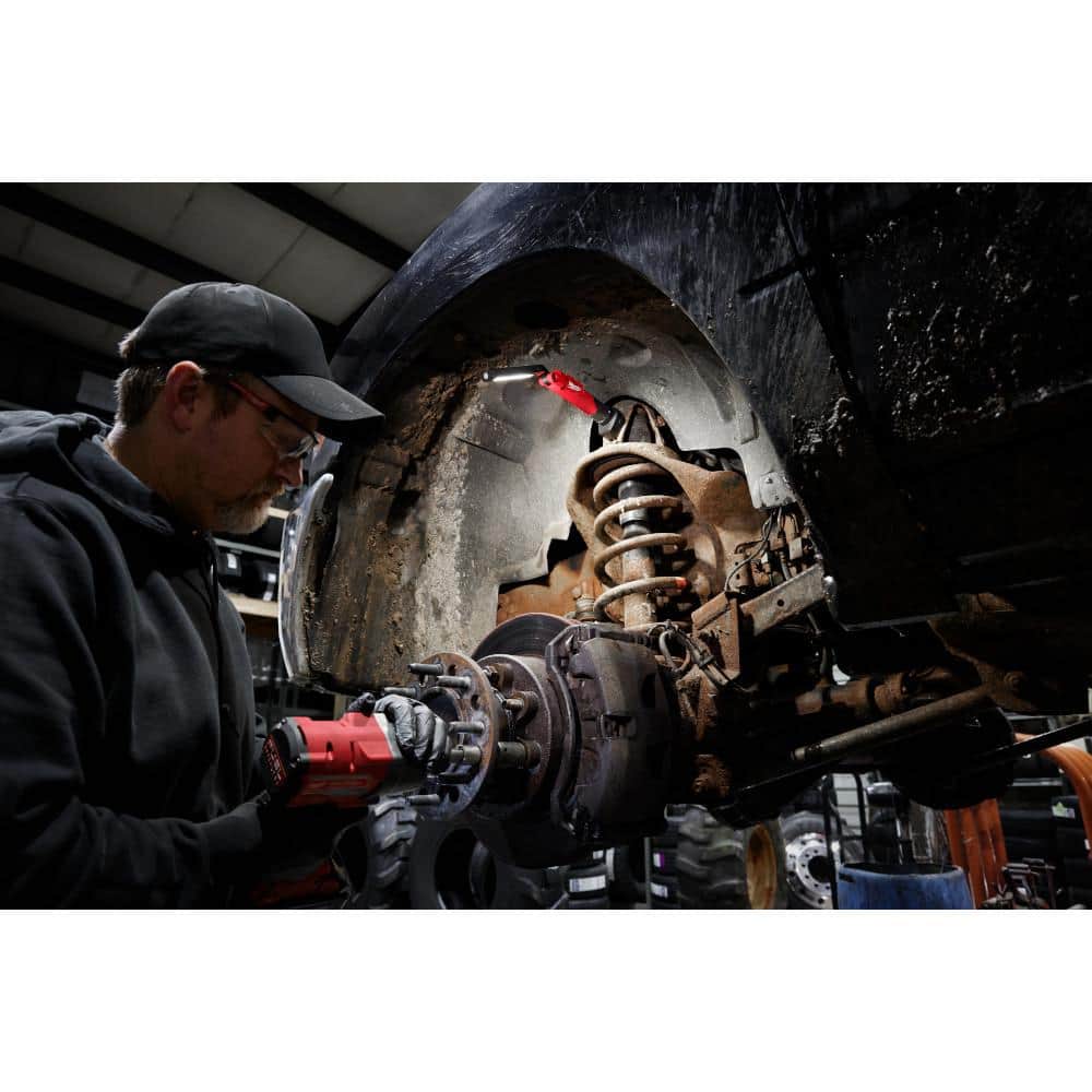 550 Lumens LED REDLITHIUM USB Stick Light with Magnet and Charging Dock - Hercitys