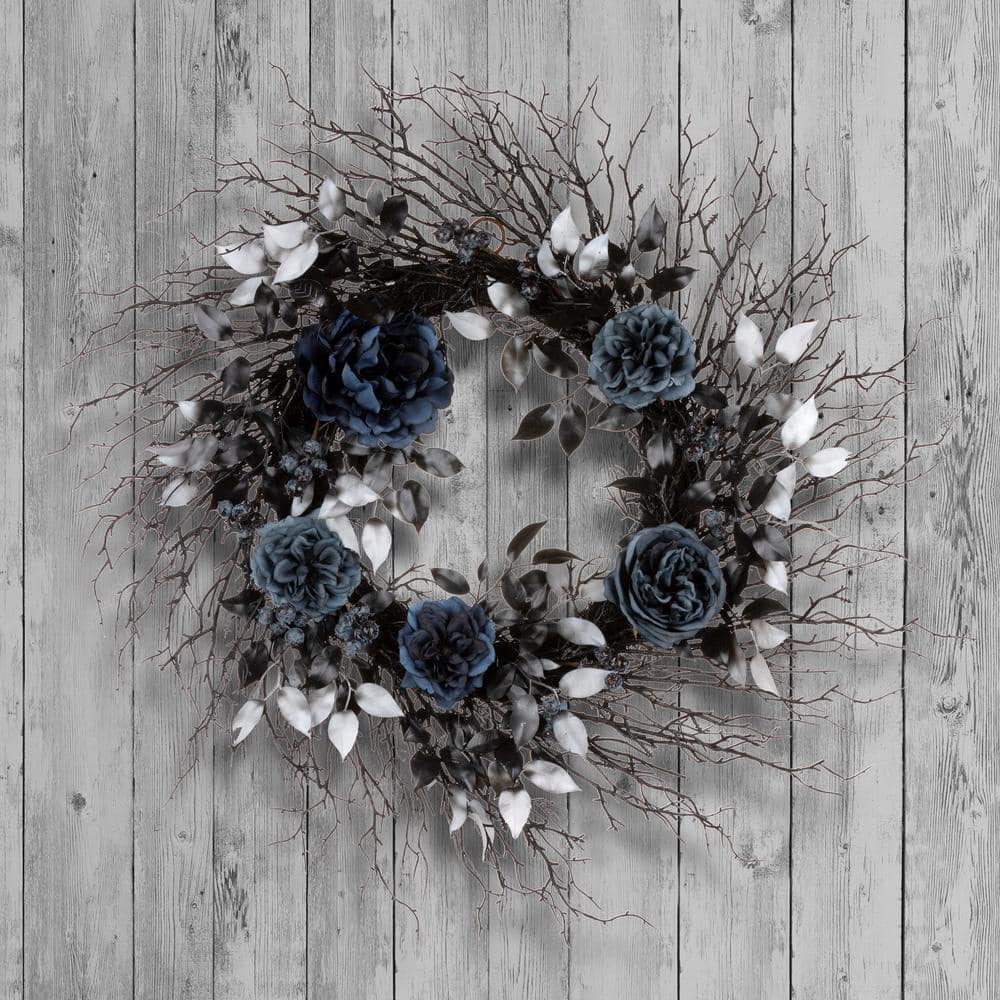 24 in. Deadwood and Roses Wreath - Hercitys
