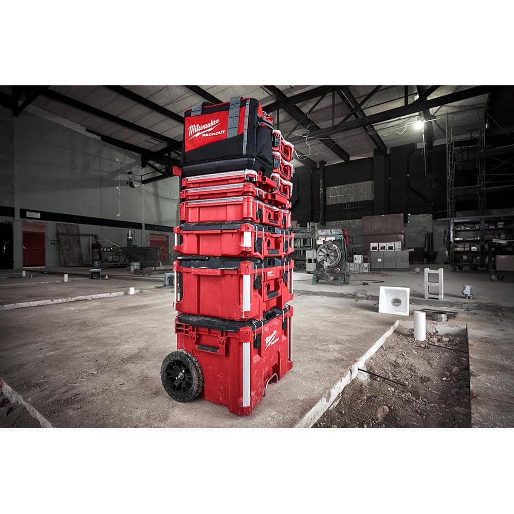 15 in. PACKOUT Tool Duffle Bag with Red Zipper - Hercitys