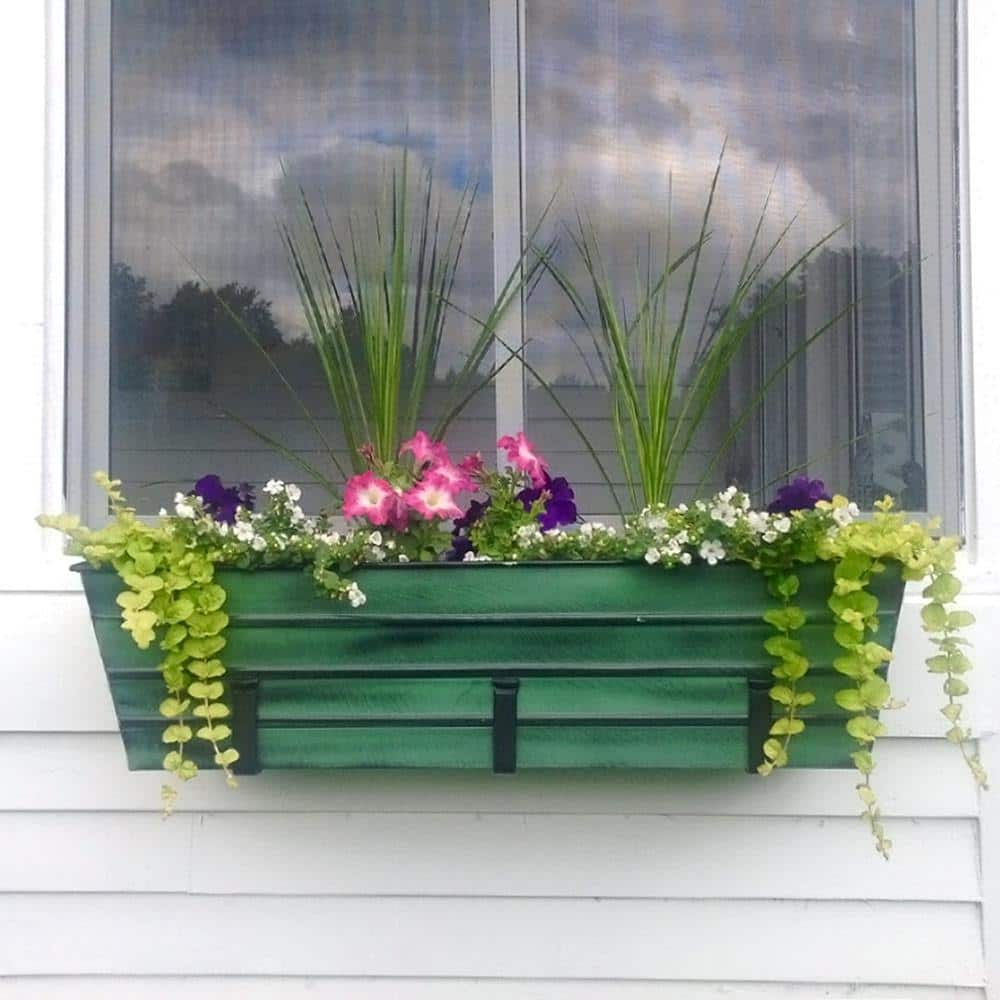 35.25 in. W Green Large Galvanized Steel Flower Box - Hercitys