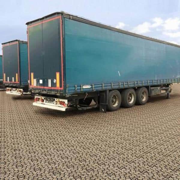 22 in. x 22 in. x 1.5 in. Premium Grid Plastic (12 Pavers/40.50 sq. ft.) - Hercitys