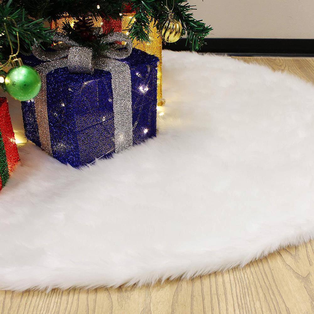 4 ft. L White Faux Fur Christmas Tree Skirt - Hercitys