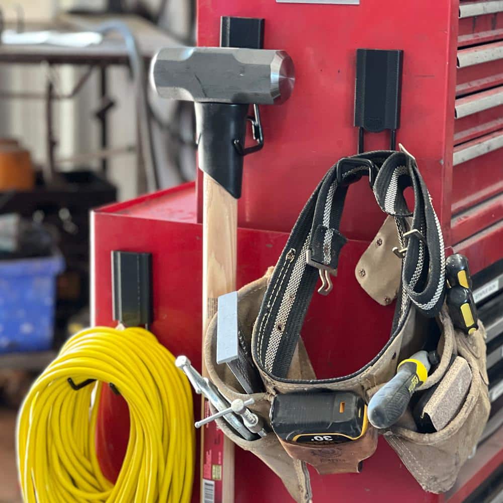 2.5 in. Black Open Hook - Hercitys