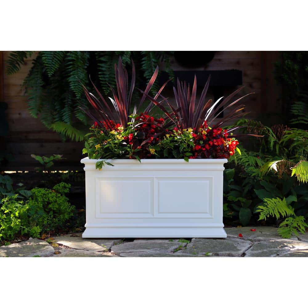 30 in. White Covington Trough - Hercitys