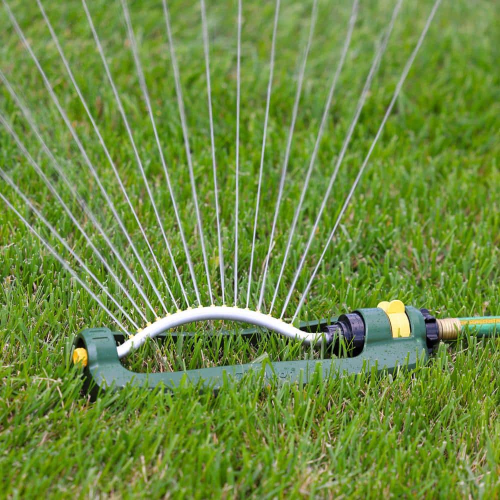 3200 sq. ft Oscillating Sprinkler - Hercitys