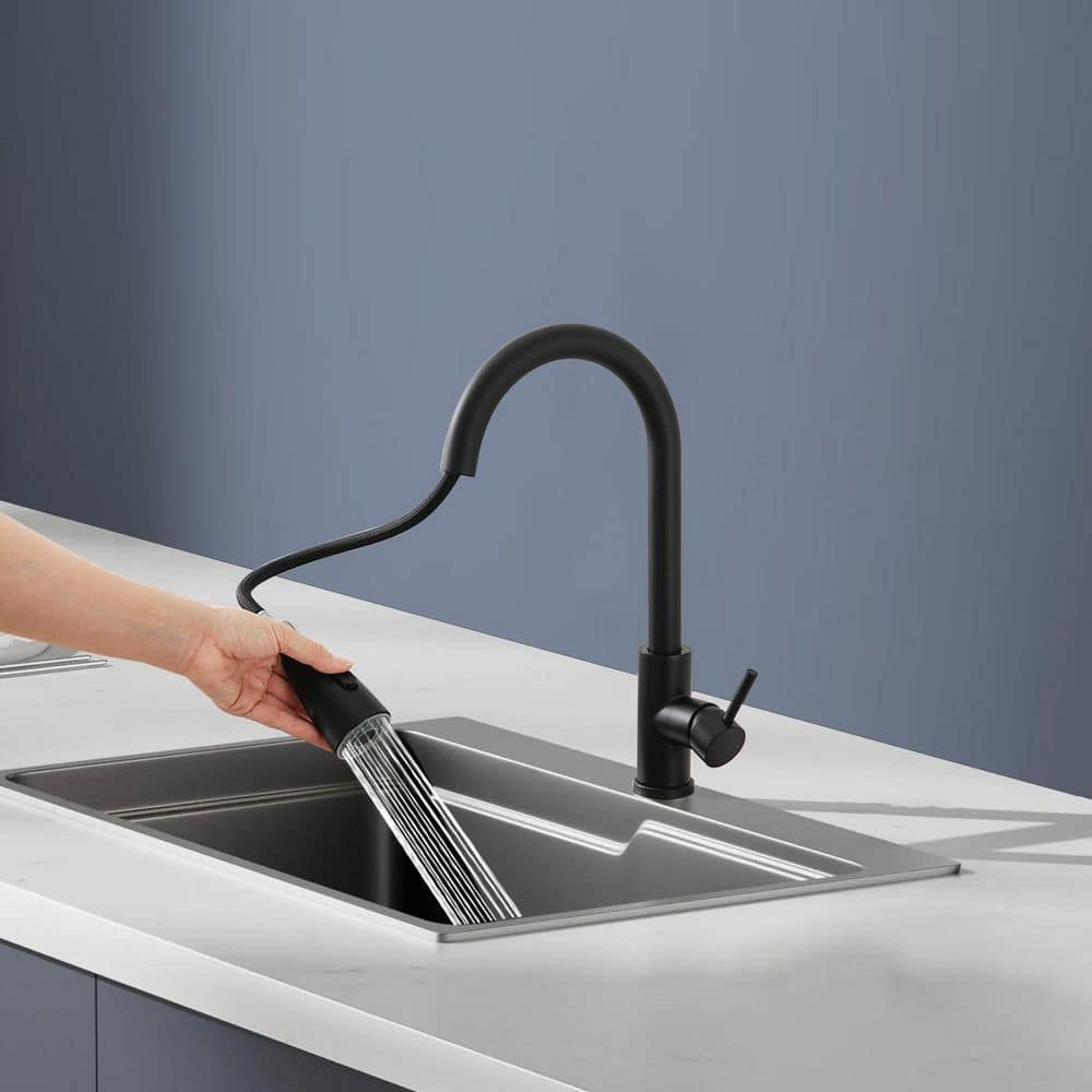 15.67 in Single Handle 360° Spout Swivel Pull Out Sprayer Kitchen Faucet in Stainless Steel in Matte Black - Hercitys