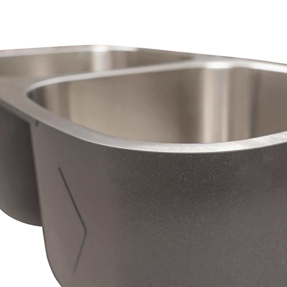 32 in. Undermount 50/50 Double Bowl Handcrafted 18 Gauge Satin Stainless Steel Kitchen Sink with Strainer - Hercitys