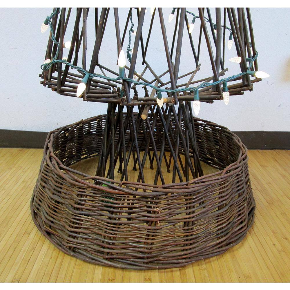 27 in. Dia Willow Ring Tree Skirt - Hercitys