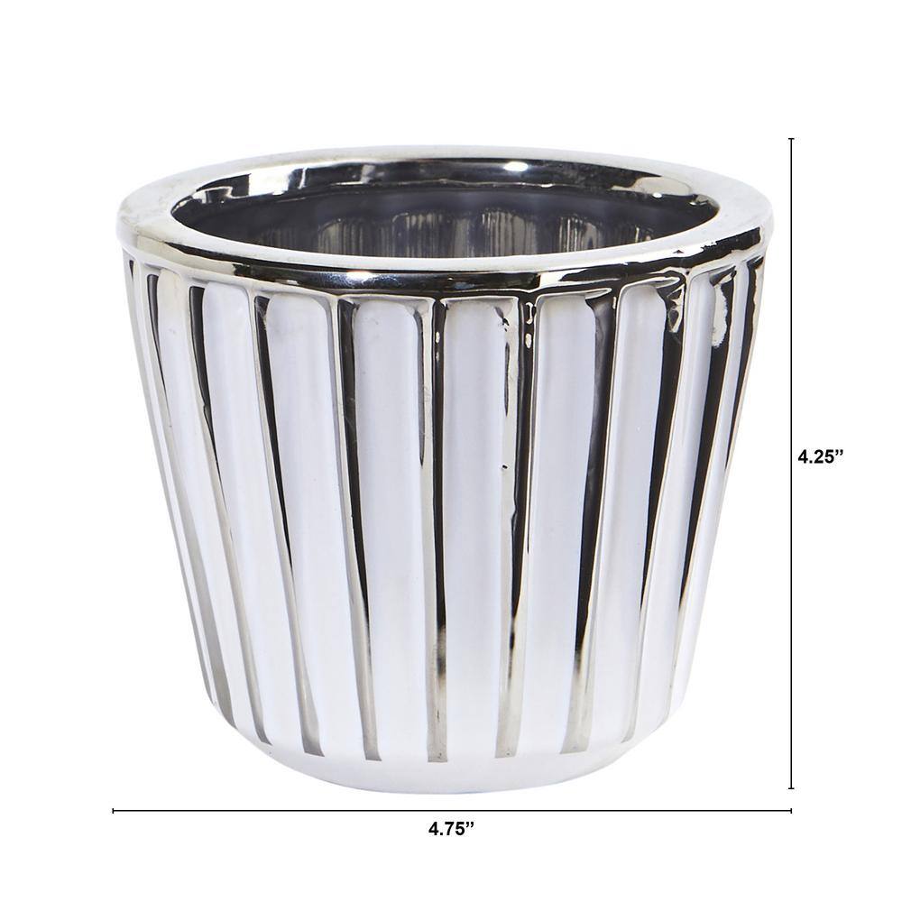 4.75 in. Ceramic White Vase with Silver Burnishing - Hercitys