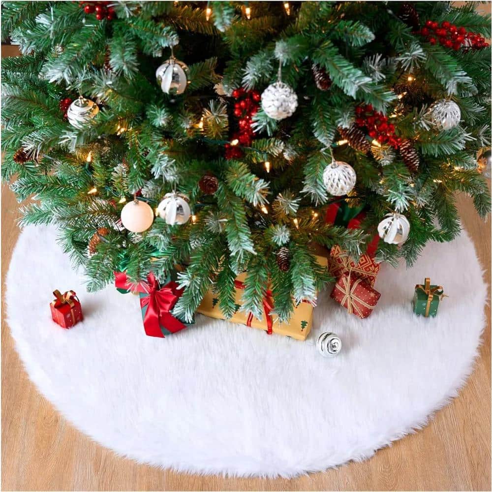 4 ft. L White Faux Fur Christmas Tree Skirt - Hercitys