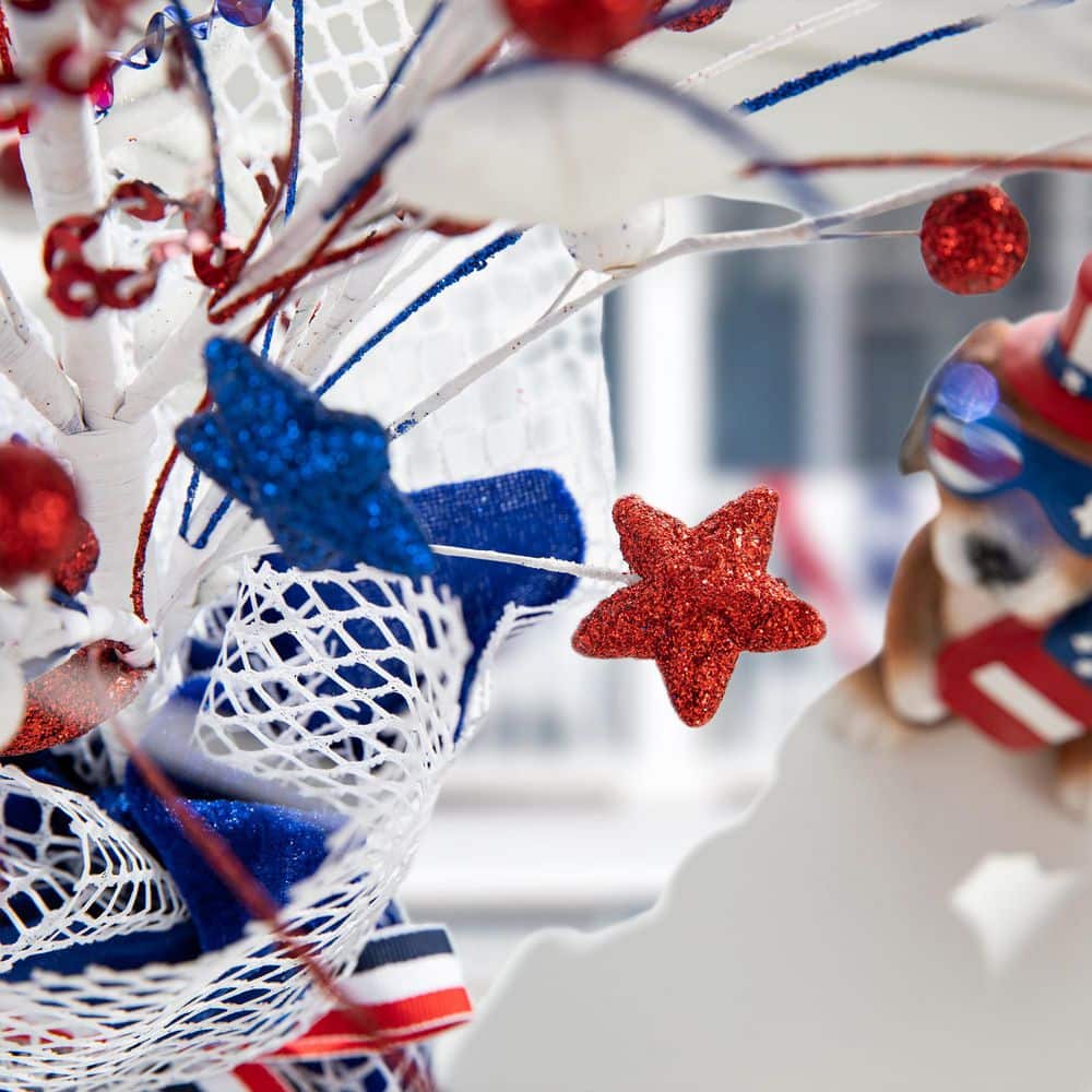 20 in. H Patriotic/Americana Top Hat Table Tree - Hercitys