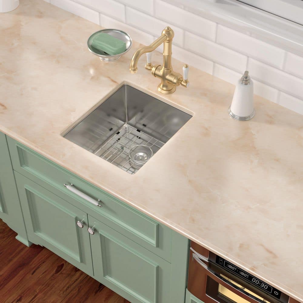 15 in. Undermount Single Bowl 16-Gague Stainless Steel Kitchen Sink with Basket Strainer and Bottom Grid - Hercitys