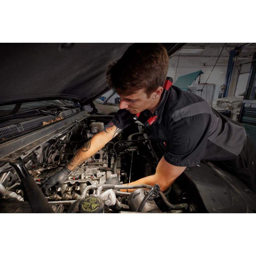 400 Lumens LED REDLITHIUM Rechargeable Neck Light and 445 Lumens LED REDLITHIUM USB Rover Pocket Flood Light - Hercitys