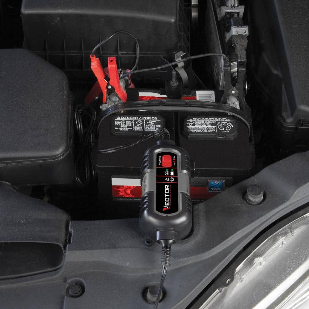 1.5 Amp Battery Charger, Battery Maintainer, Trickle Charger, 6V and 12V, Fully Automatic - Hercitys