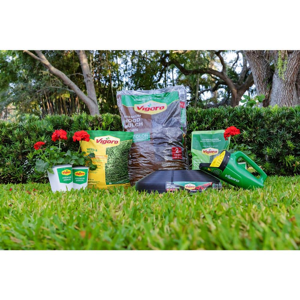 43.9 lbs. 15,000 sq. ft. Weed & Feed Weed Killer Plus Lawn Fertilizer - Hercitys
