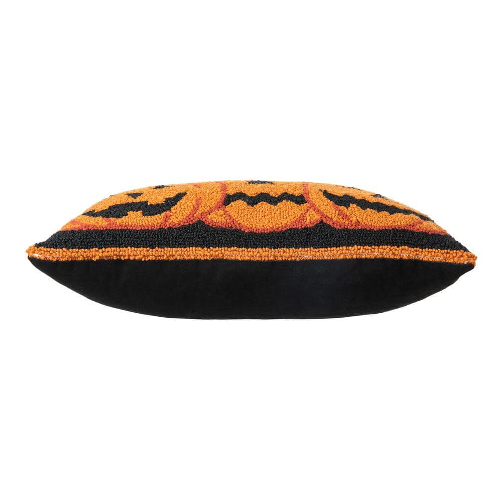 18 in. L Hooked Halloween Pumpkins Pillow - Hercitys