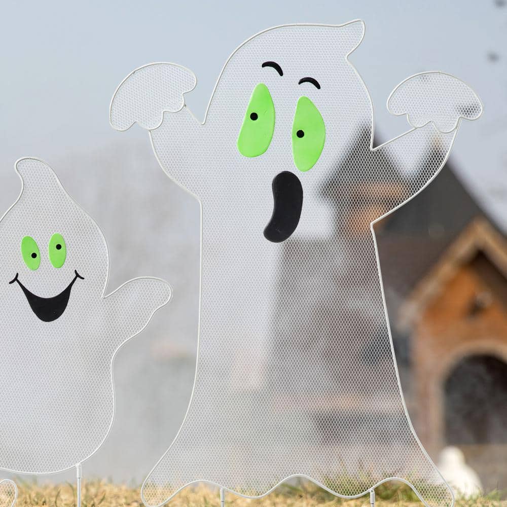 40 in. H Halloween Metal Mesh Glow in Dark Ghost Family Yard Stake (Set of 3) - Hercitys