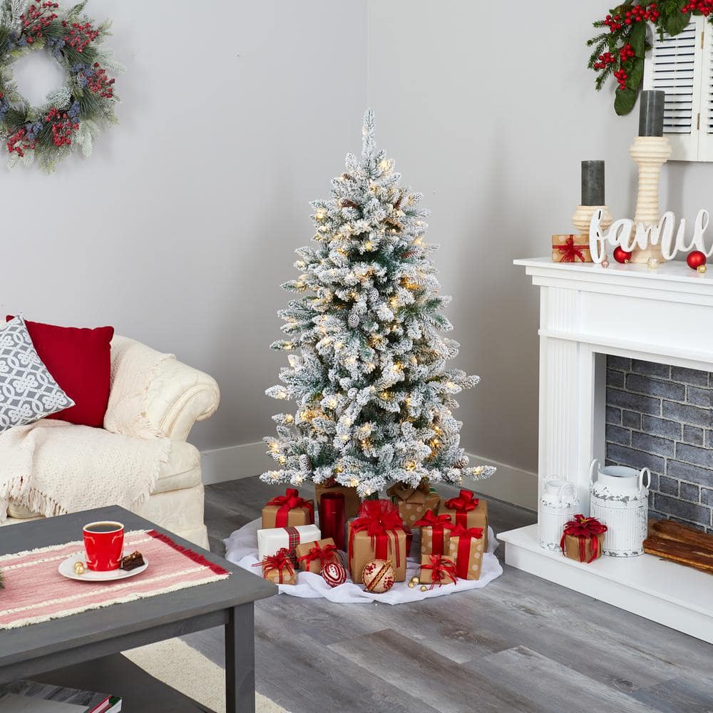 5 ft. Pre-Lit Flocked Livingston Fir Artificial Christmas Tree with Pine Cones and 200 Clear Warm LED Lights - Hercitys