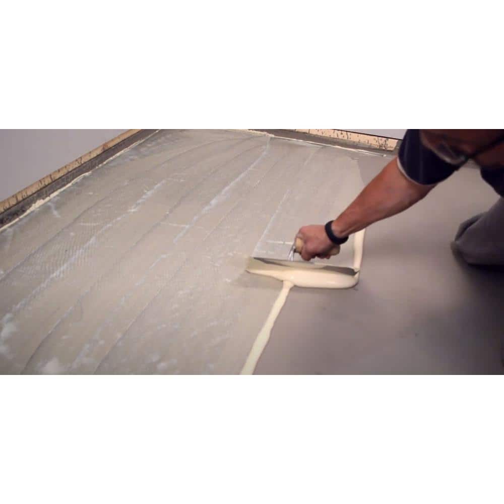 430 4 Gal. ClearPro VCT Adhesive - Hercitys