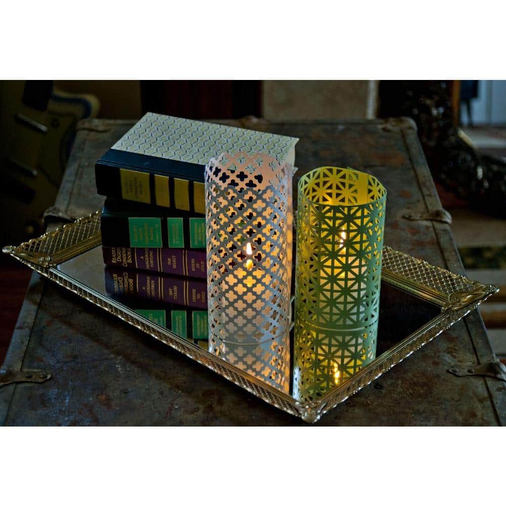 36 in. x 36 in. Cloverleaf Aluminum Sheet in Brass - Hercitys