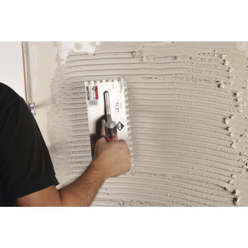 4/5 in. Steel Notched Trowel - Hercitys