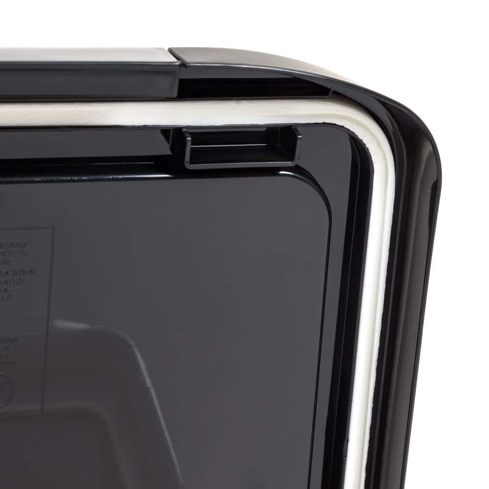 32.5 Qt. Pet Food Container with Sealed top - Hercitys