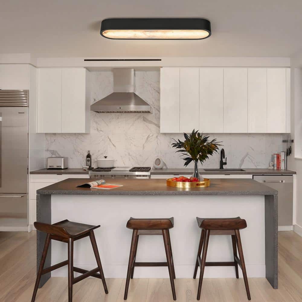 23.62 in. 1-Light Black Oval Integrated LED Flush Mount Ceiling Light - Hercitys